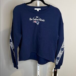 New England Patriots Navy Blue Sweatshirt - sz M - NWT